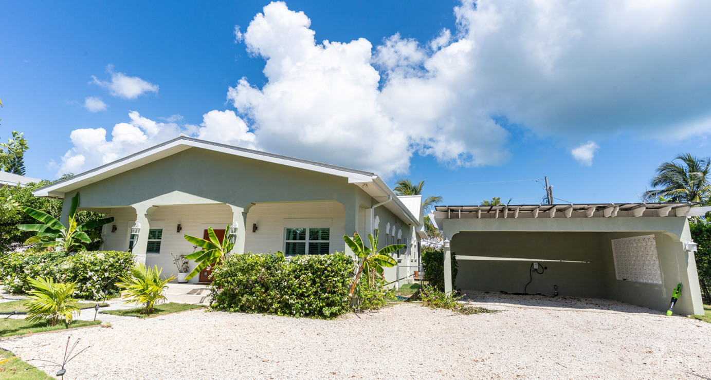 Elegant Patrick's Island Family Home (full Solar, Pool - 3 Bed, 2.5 Bath)