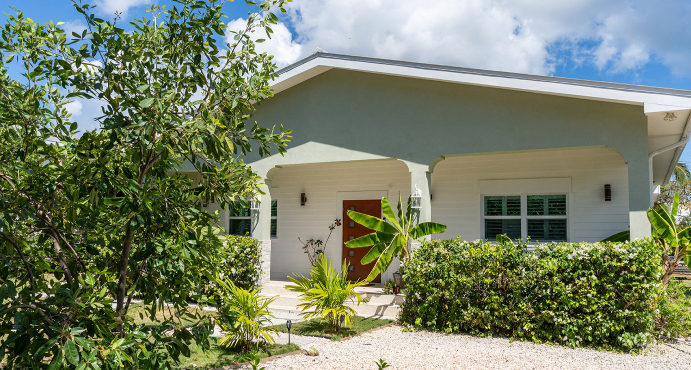 Elegant Patrick's Island Family Home (full Solar, Pool - 3 Bed, 2.5 Bath)