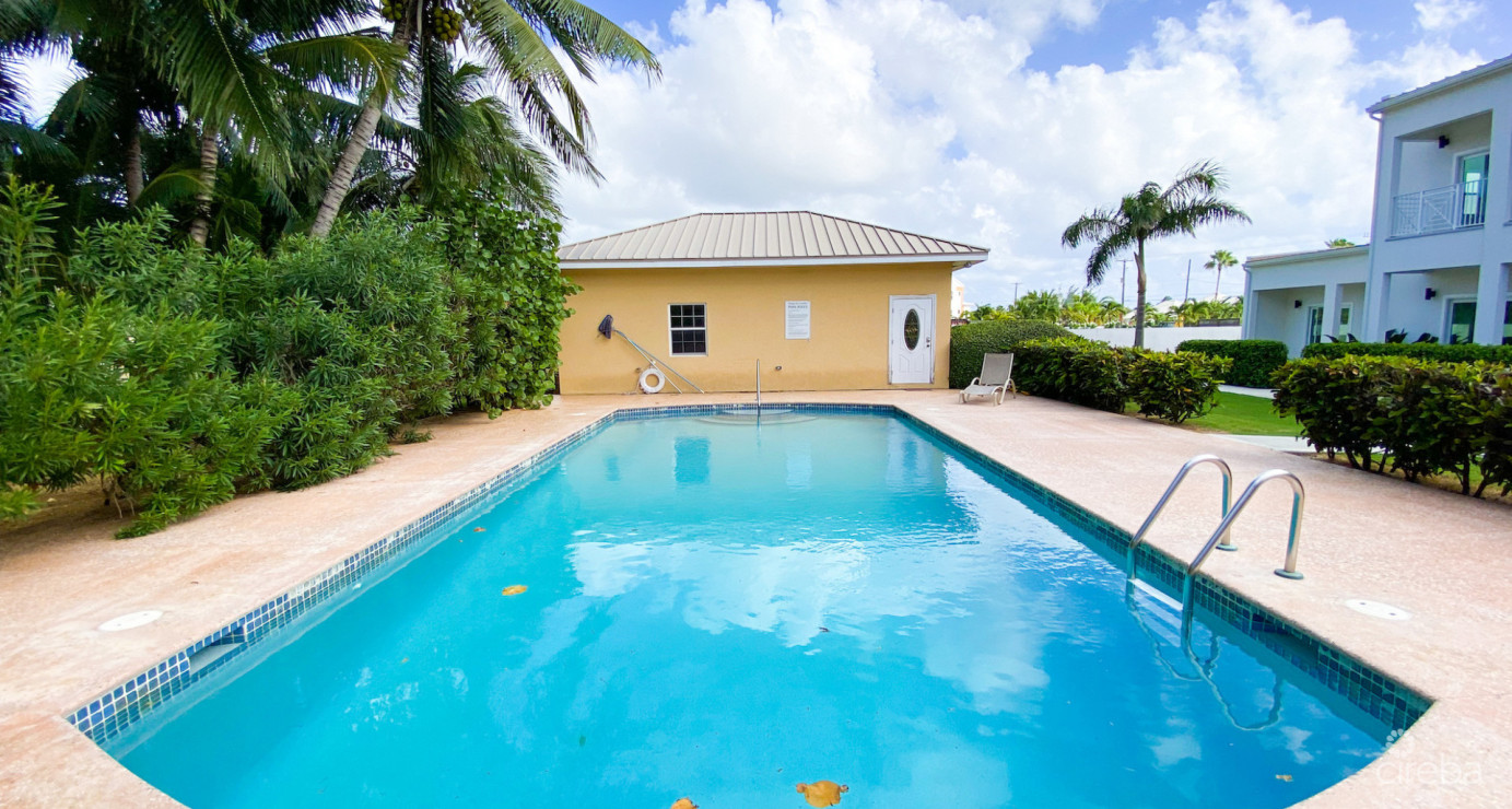 Omega Bay Gardens 1 Bed + Den