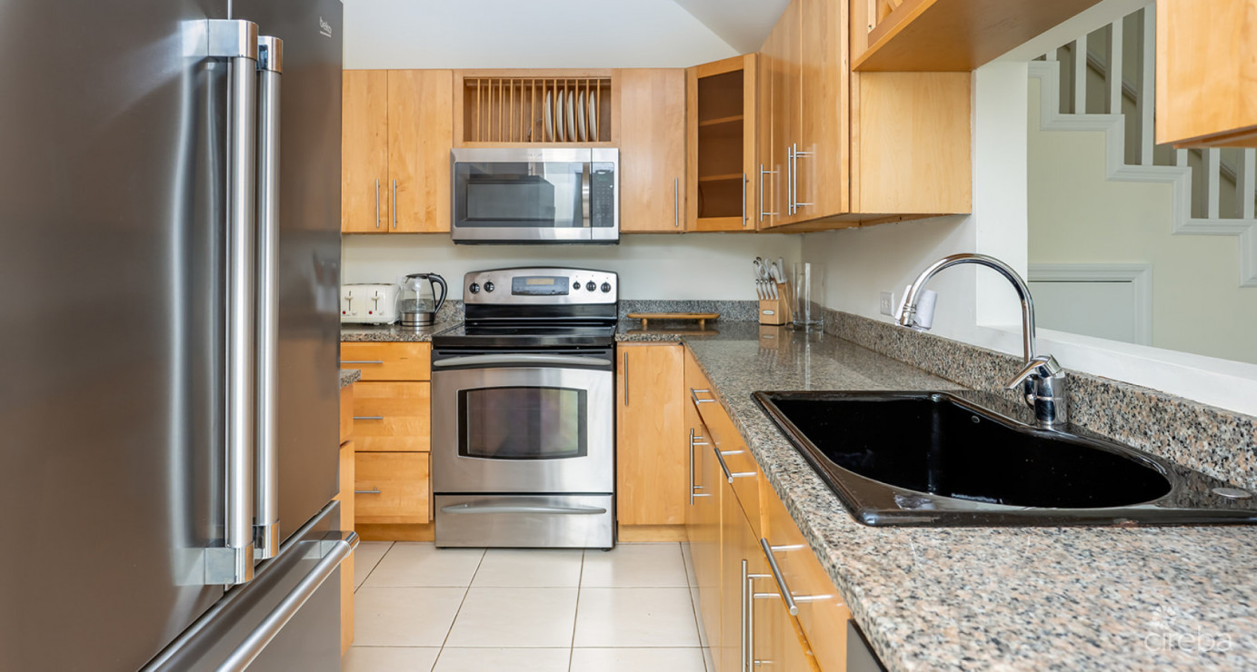 Fountain Court Townhome - South Sound