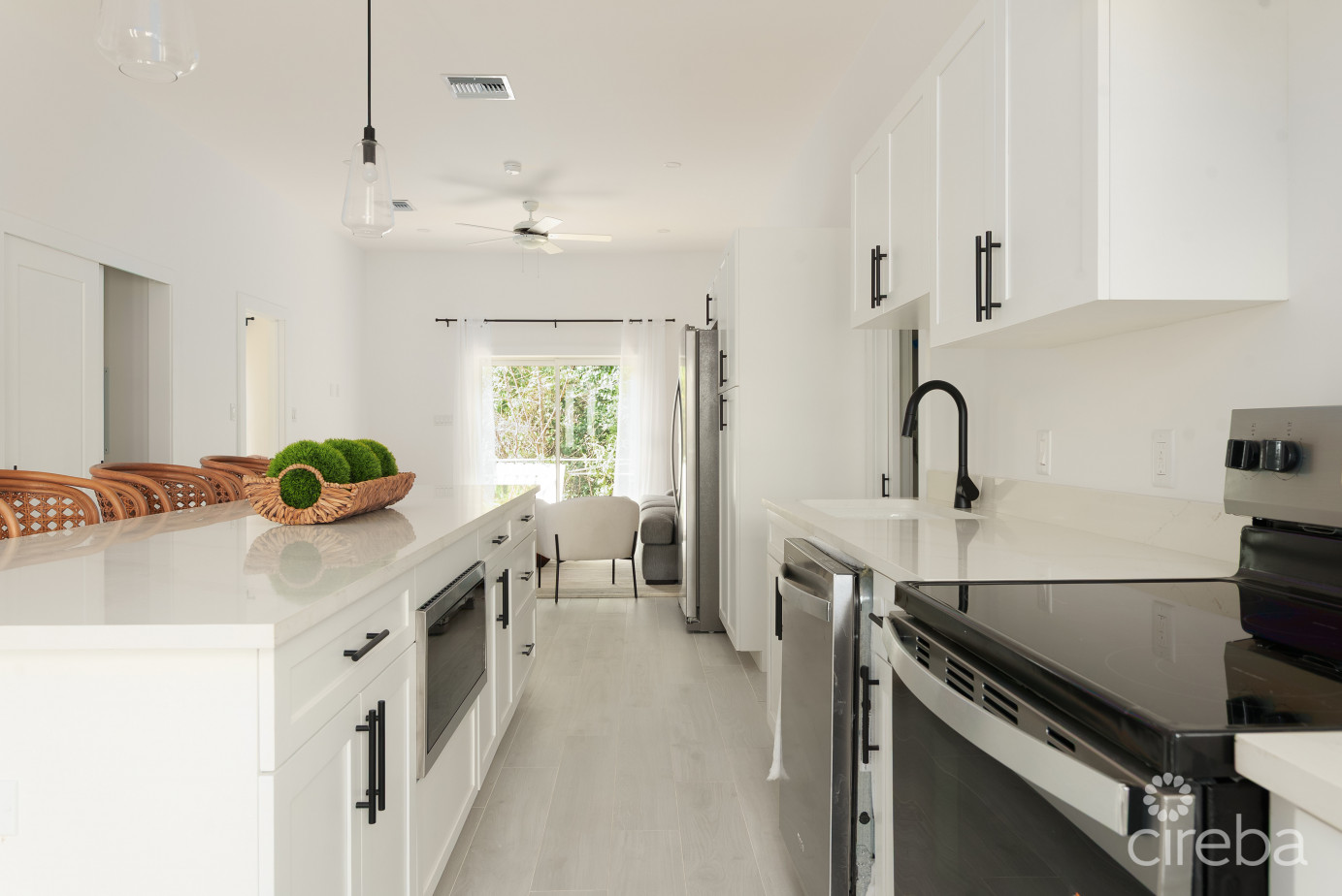 Woodridge - Redbay! Fully Furnished And Vendor Pays Stamp Duty