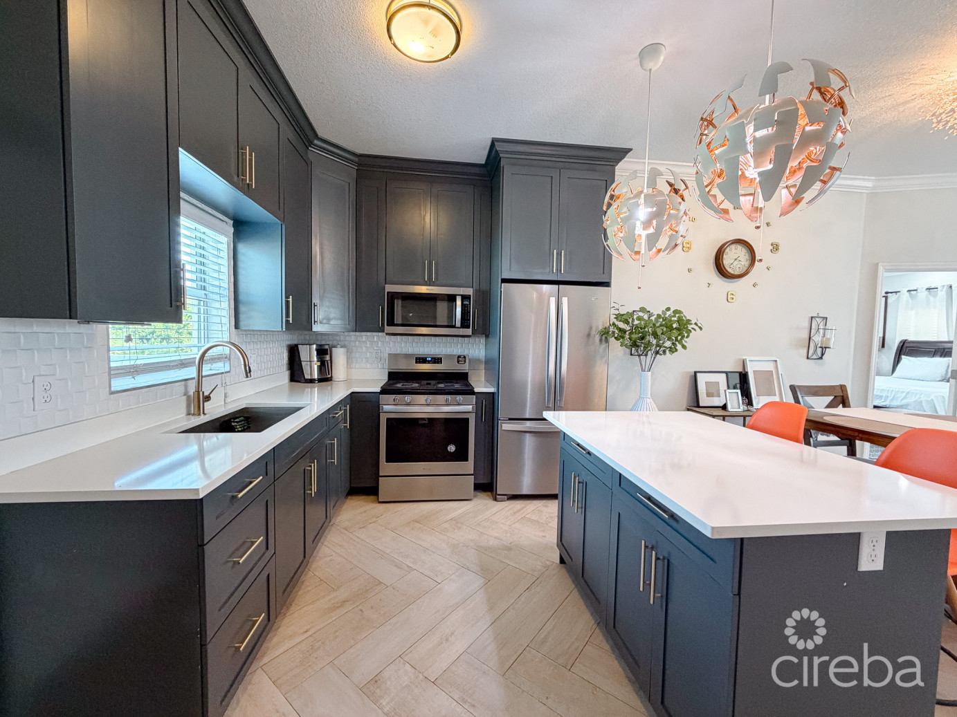 Lower Valley 3 Bed, 2 Bath Family Home