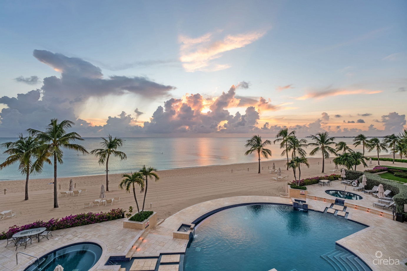 Pinnacle #34 Beachfront Penthouse With Garage