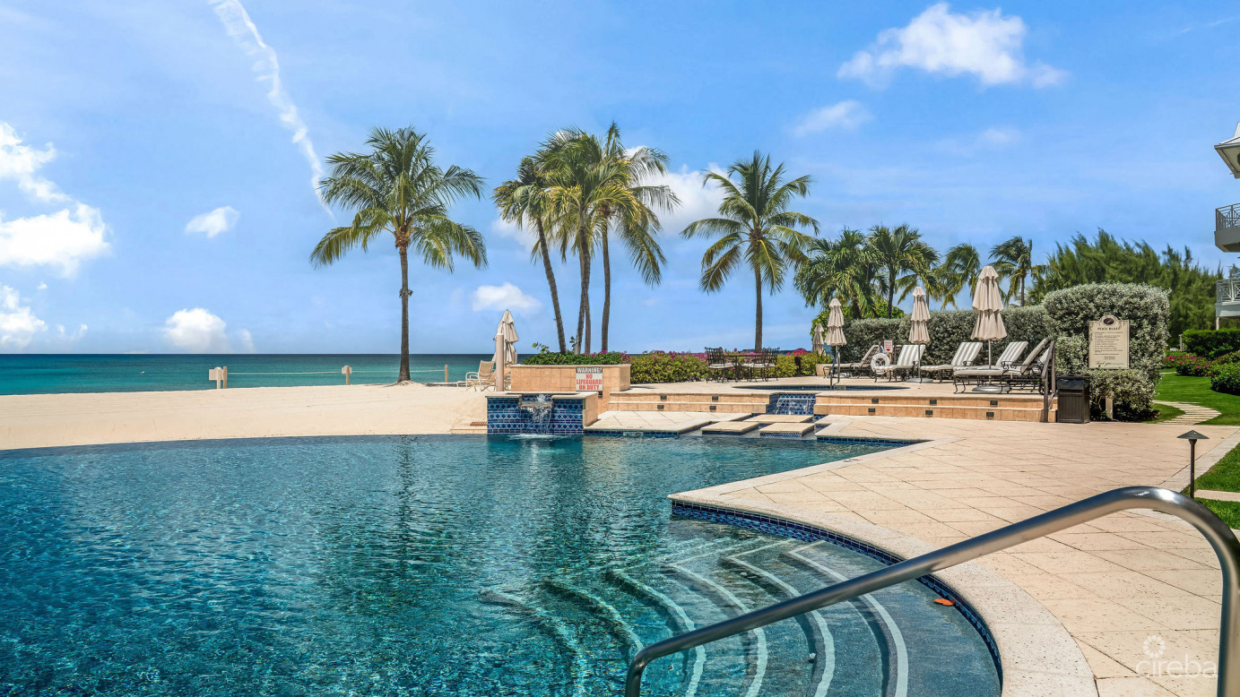 Pinnacle #34 Beachfront Penthouse With Garage