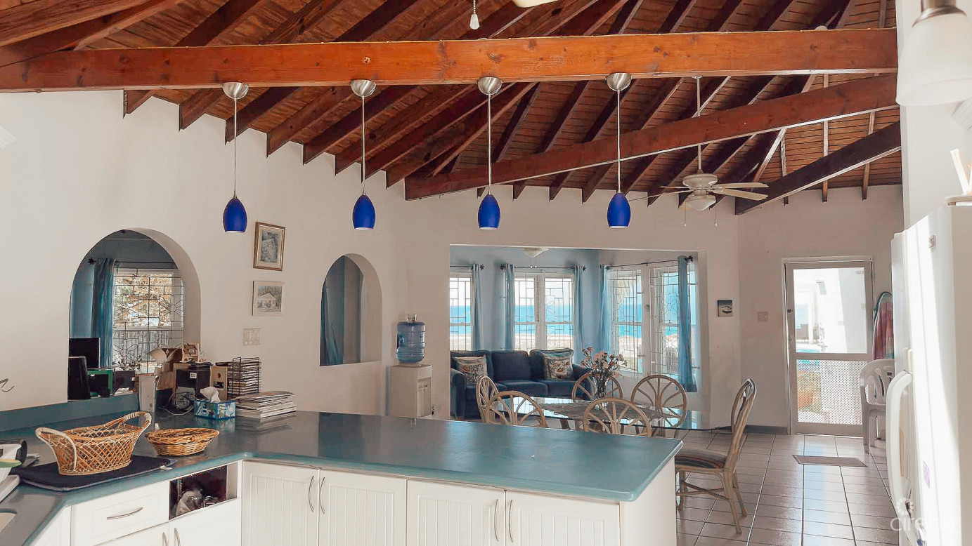 Villa Adel Oceanfront Home
