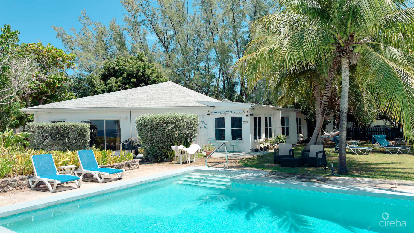 Villa Adel Oceanfront Home