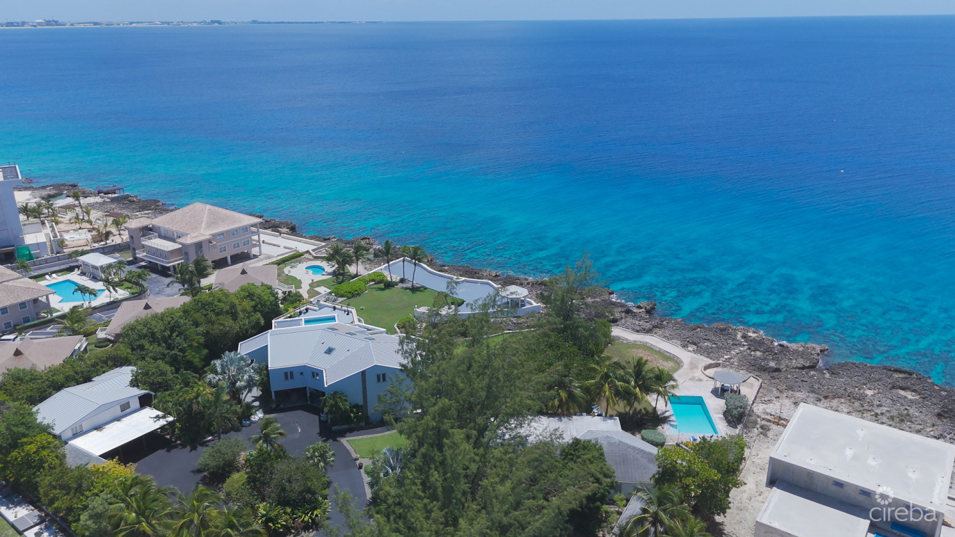Villa Adel Oceanfront Home