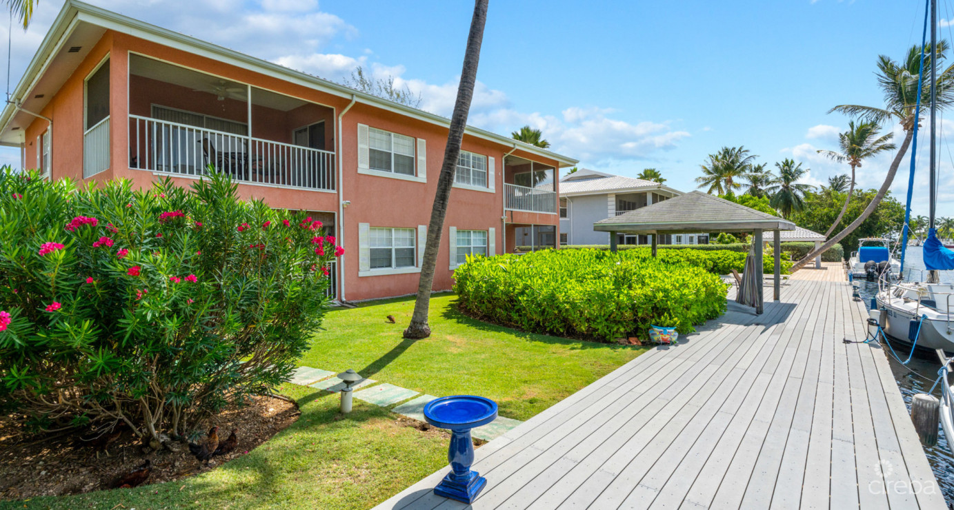 5 Canal Front Multifamily Properties | Snug Harbour - Investment Portfolio Opportunity