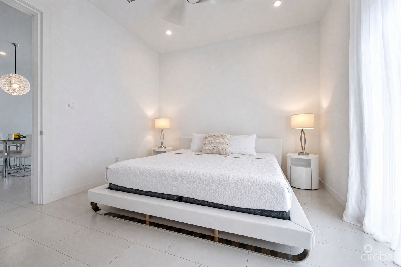 Shore Club #6- Ocean View Penthouse With Private Rooftop Terrace