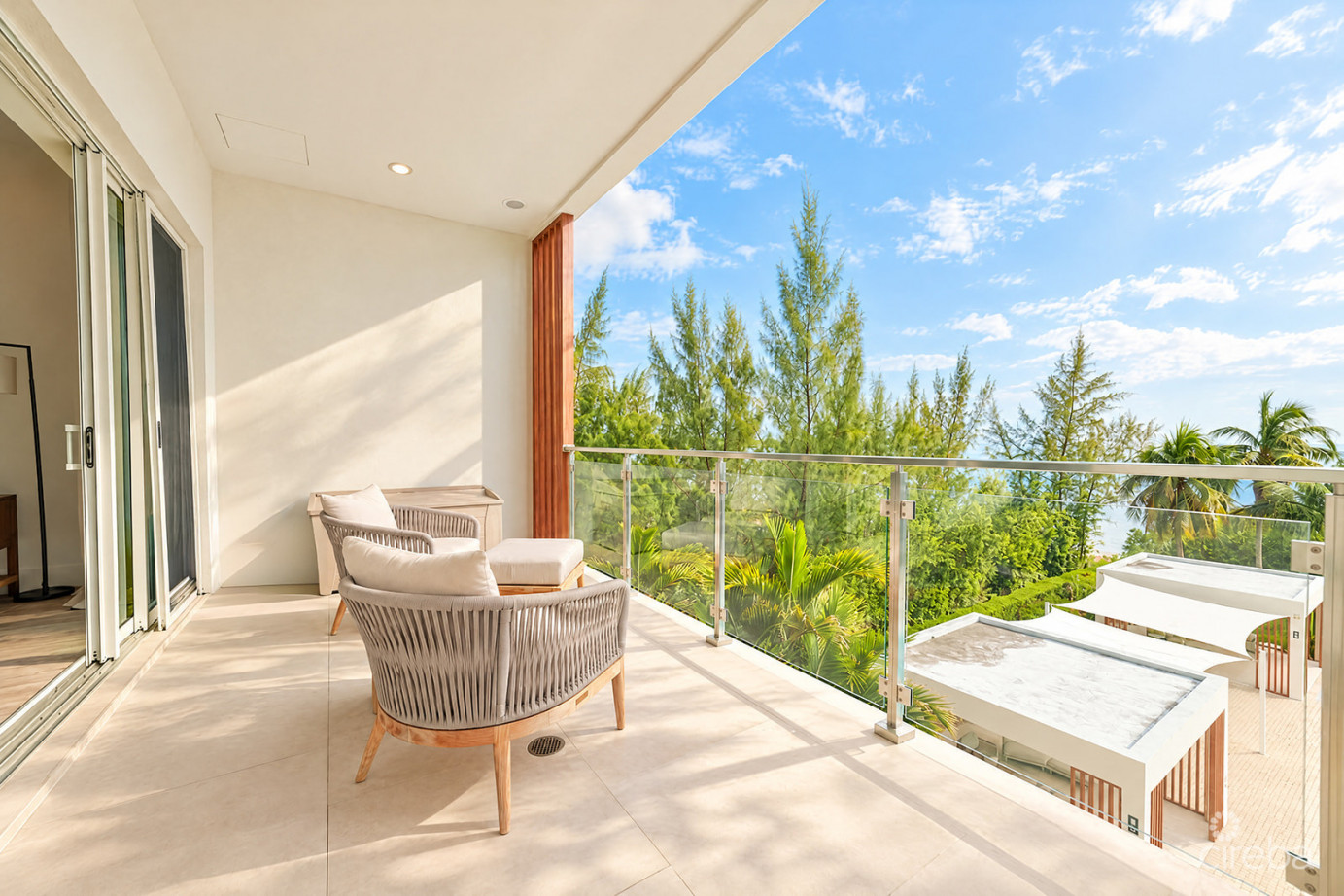 Aura  Oceanview Three Bed Townhome With Den