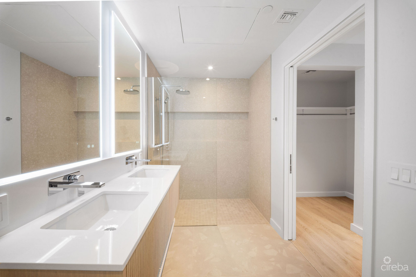One | Gt Residences - Unit 914
