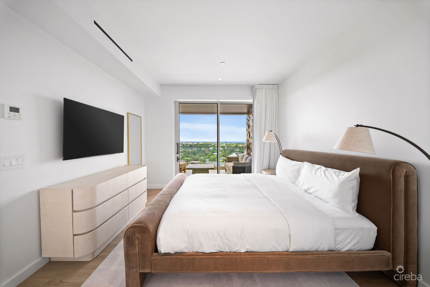 One | Gt Residences - Unit 917
