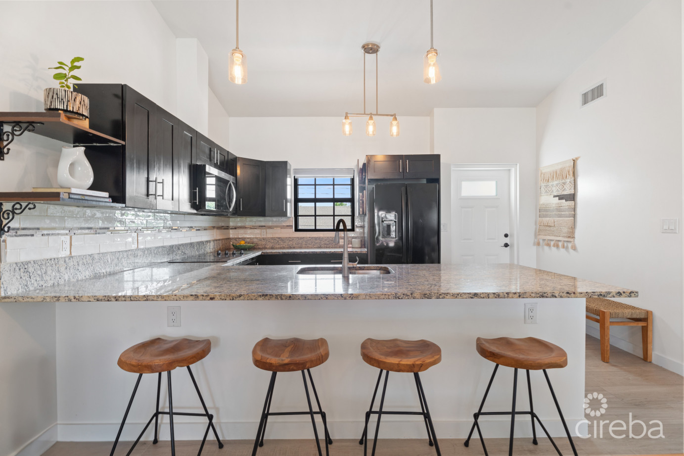 Portofino Gardens | Turnkey 2-bed
