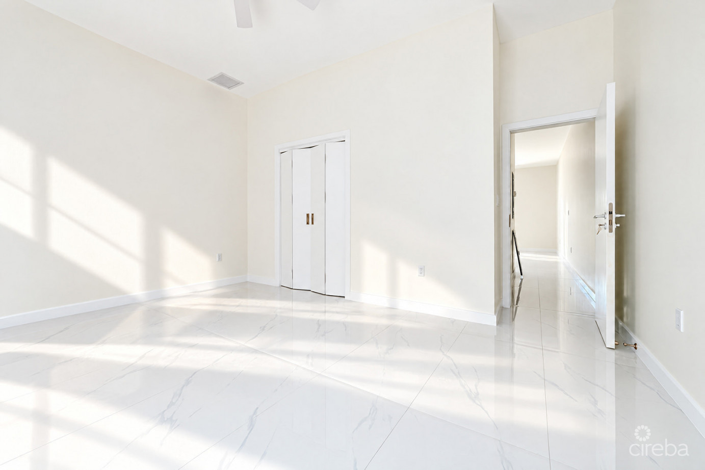 North Palm Heights - End Unit #7