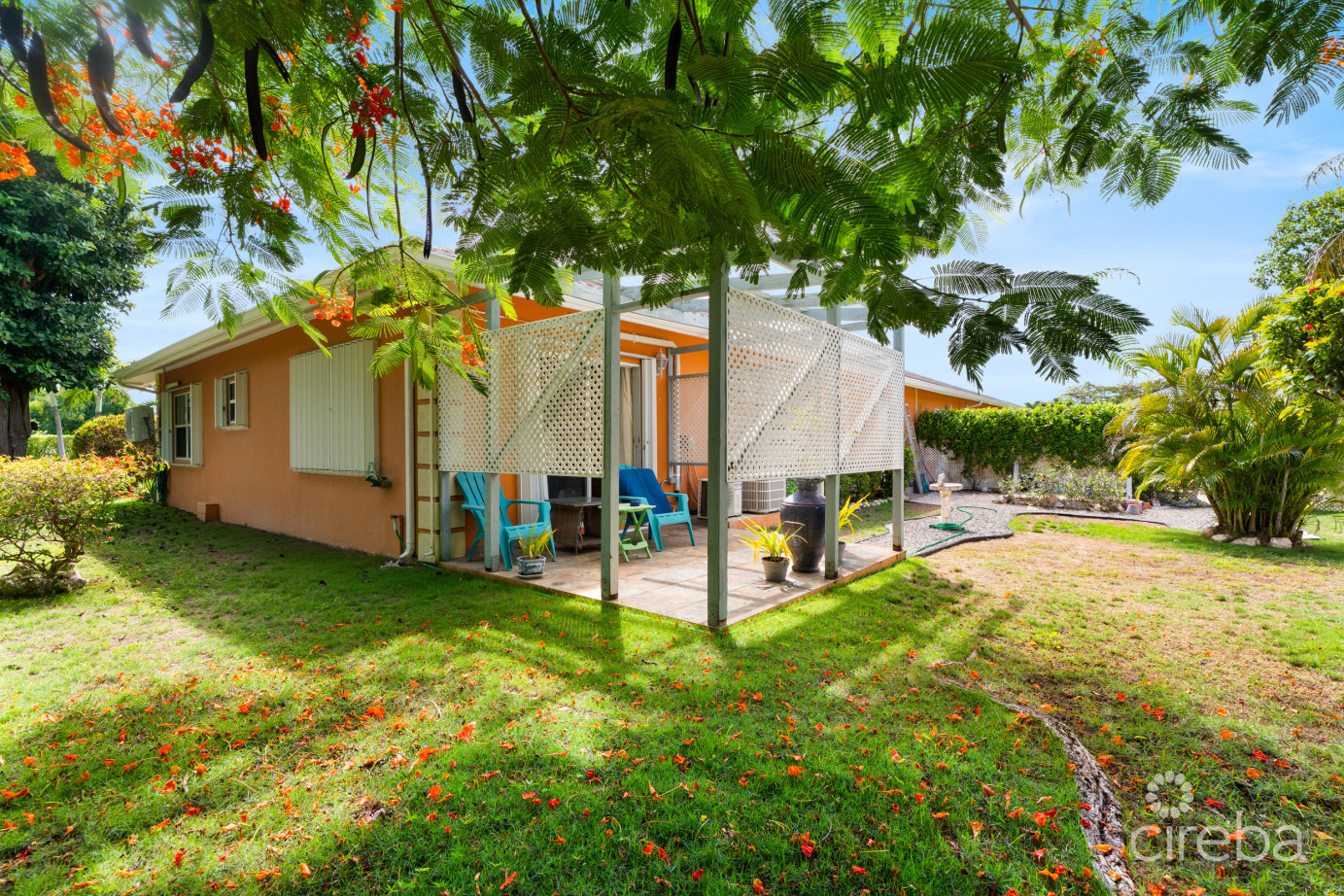Beach Bay Duplex - X2 Homes. Both 2 Bed, 2 Bath With Double Garages