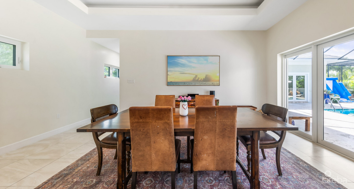 Exceptional Family Living At The Lakes | South Sound