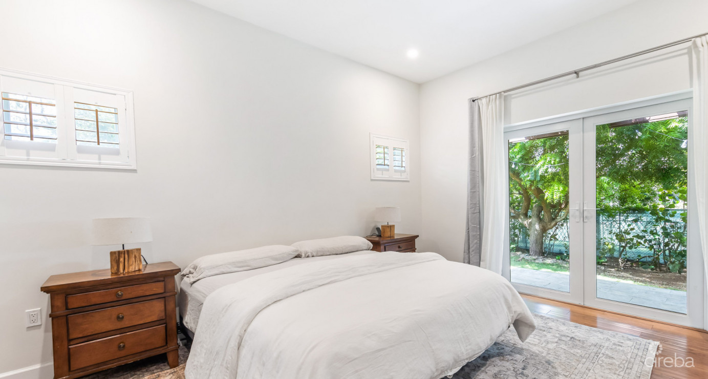 Exceptional Family Living At The Lakes | South Sound