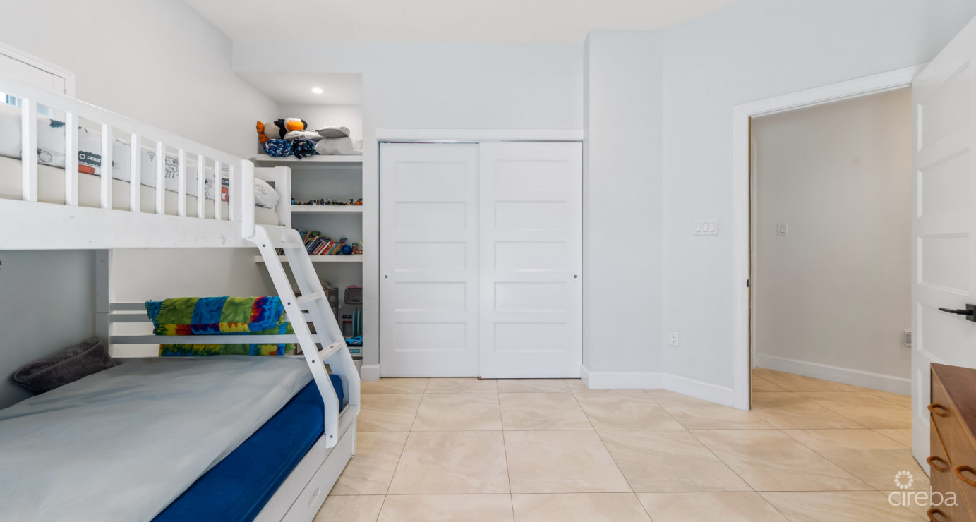 Exceptional Family Living At The Lakes | South Sound