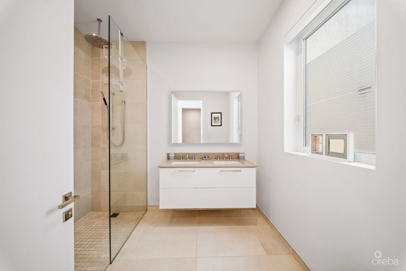 Solara #104 | Luxury Townhouse In Crystal Harbour