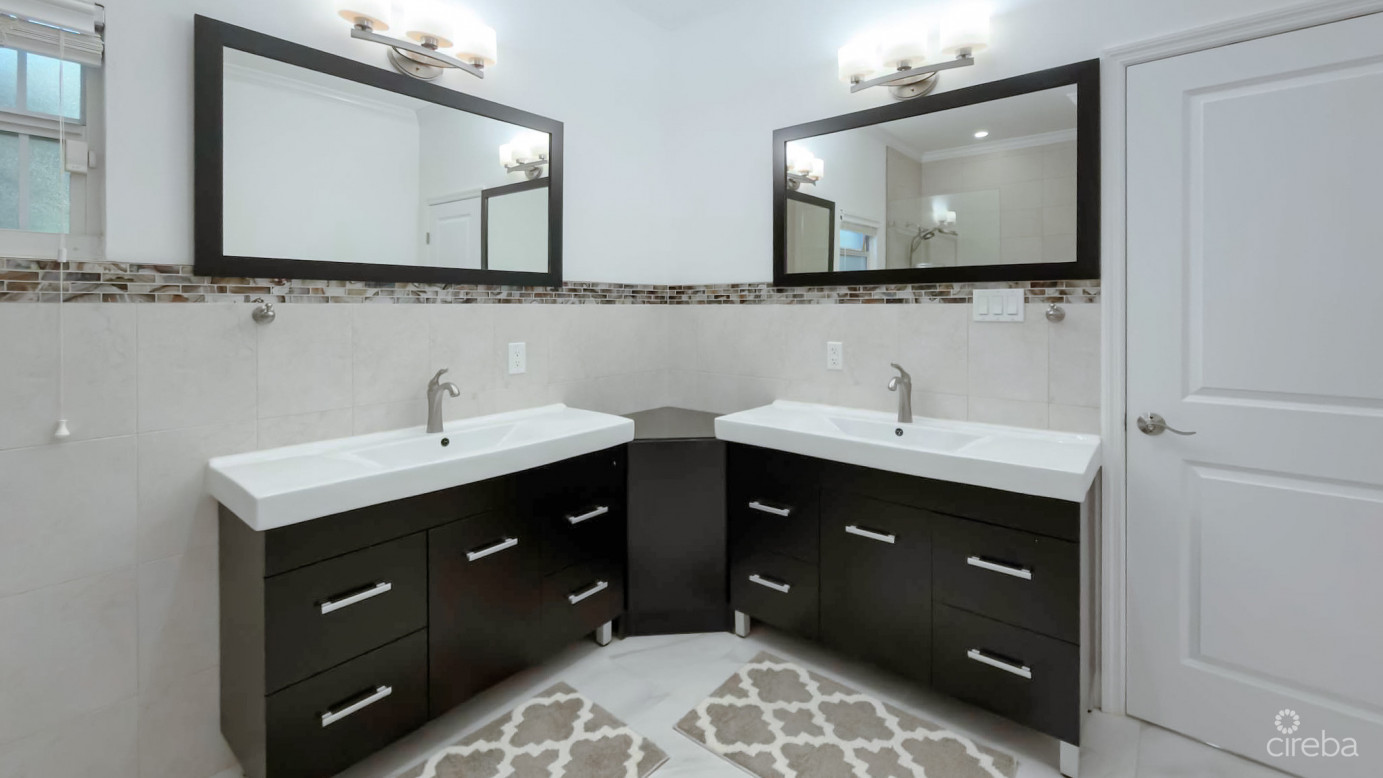 Shorecrest Circle 4 Bedroom Family Home