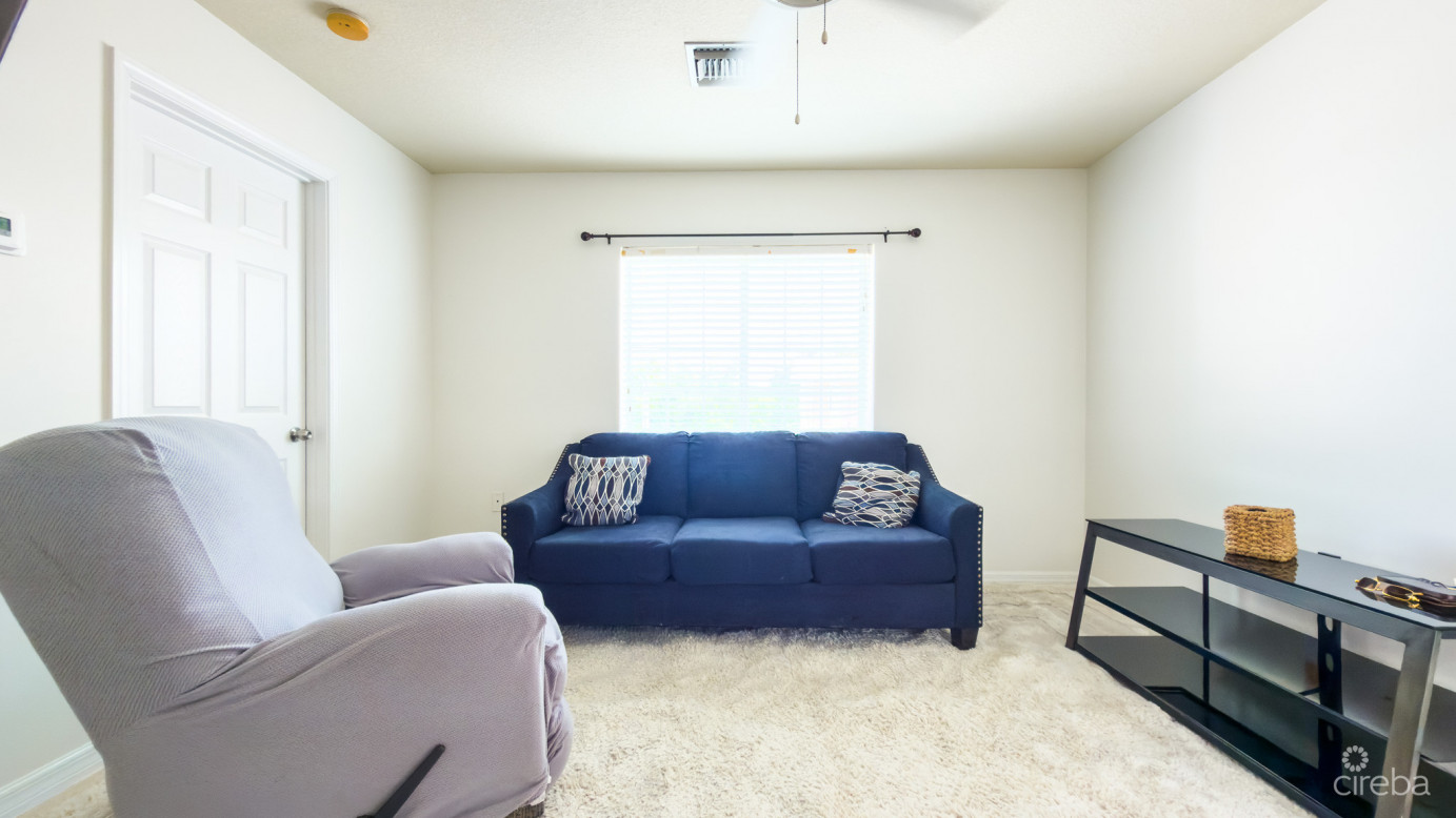Lakeside Penthouse 2 Bed