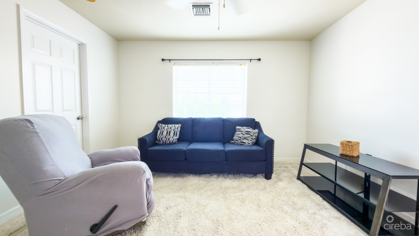 Lakeside Penthouse 2 Bed