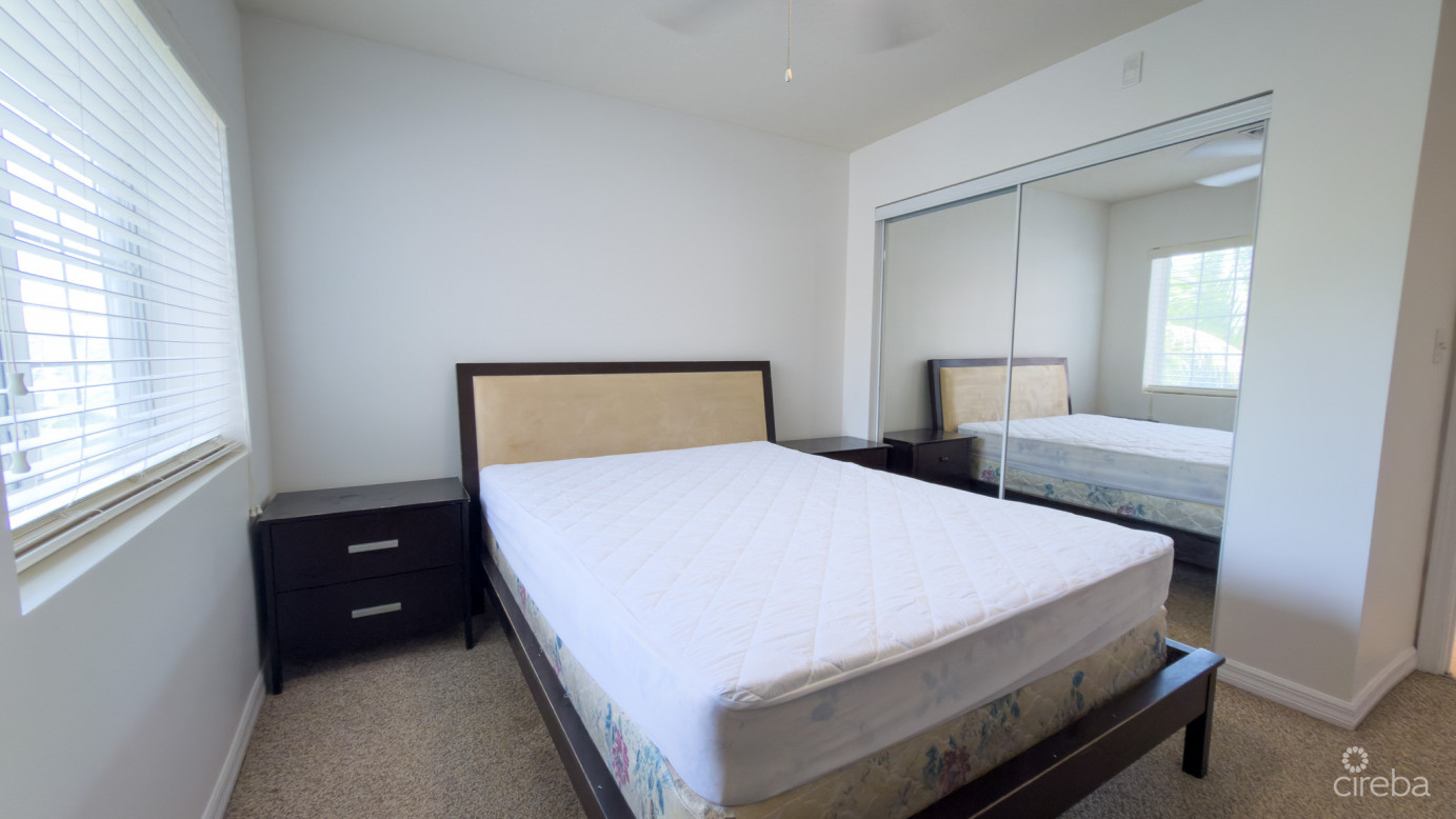 Lakeside Penthouse 2 Bed