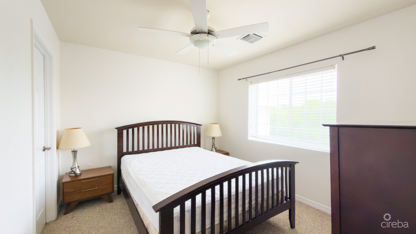 Lakeside Penthouse 2 Bed