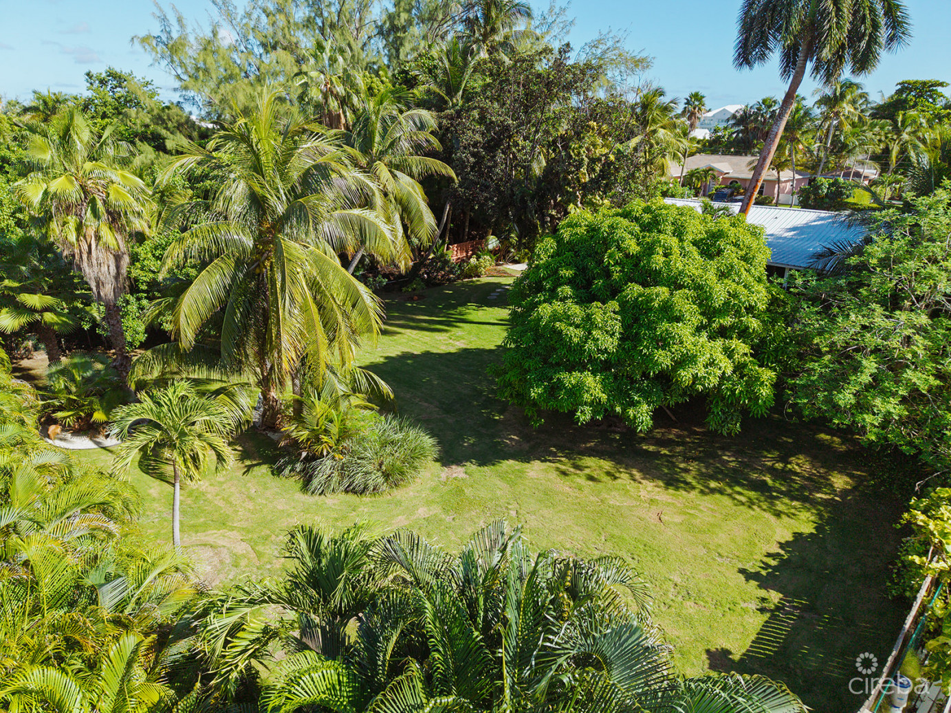Rare Double-lot Oasis Bungalow  With Pool In Snug Harbour