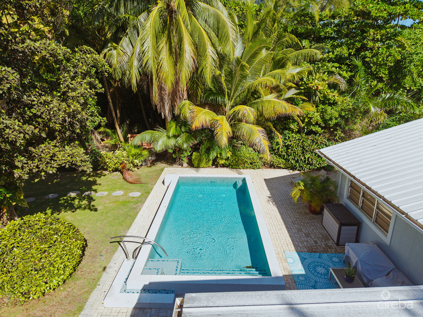 Rare Double-lot Oasis Bungalow  With Pool In Snug Harbour