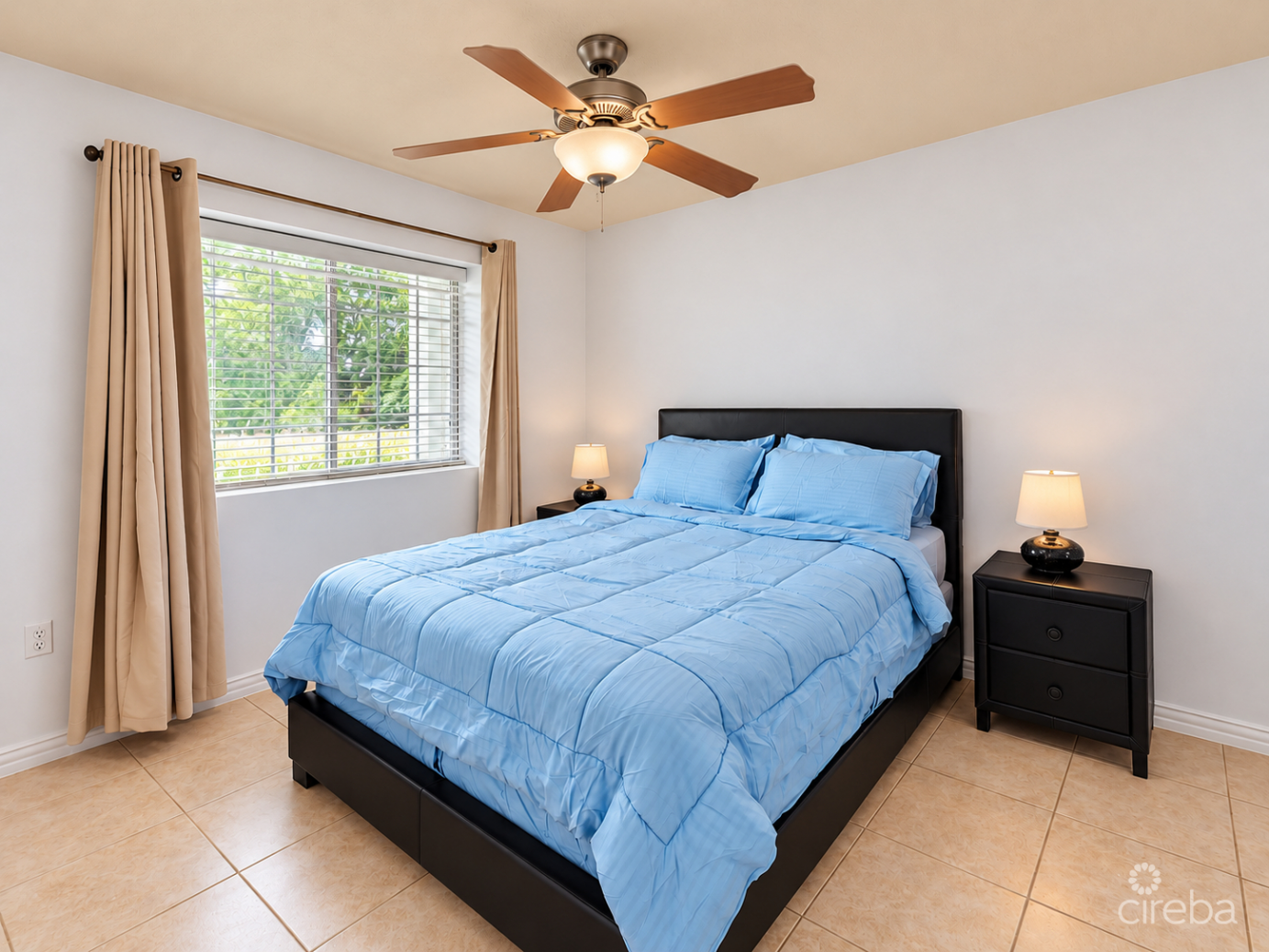 Lakeside Villas E-140