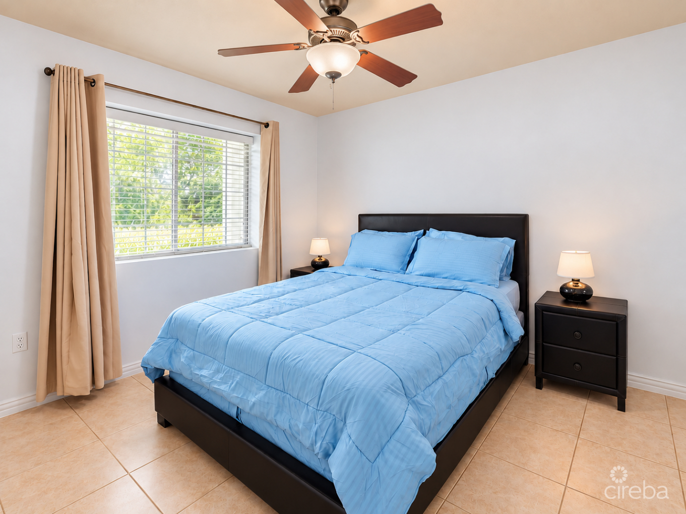 Lakeside Villas E-140