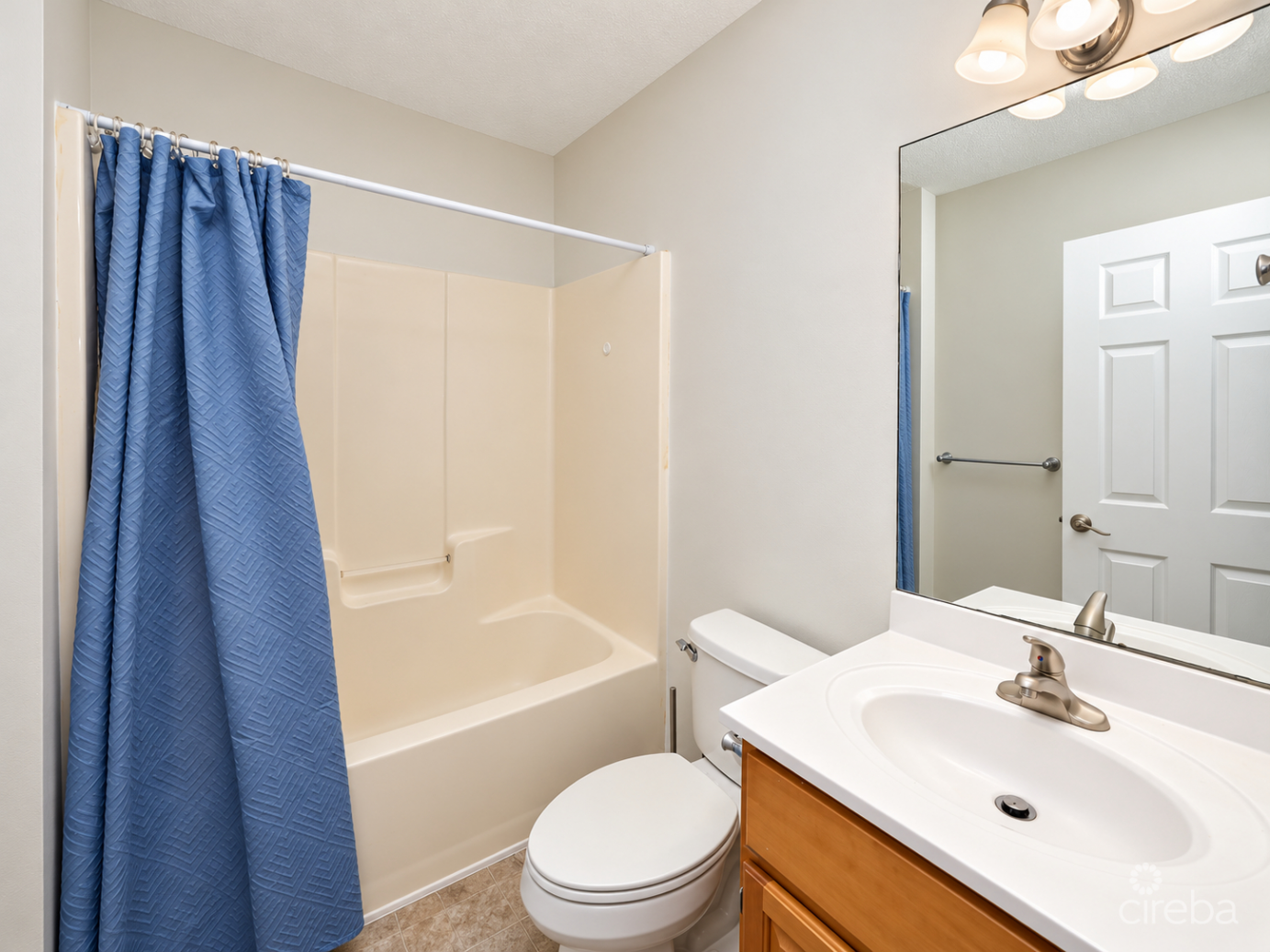 Lakeside Villas E-140