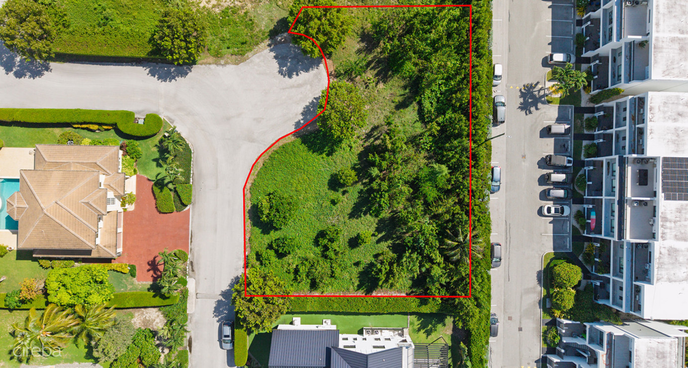 Large Lot In 'the Boulevard', South Sound- 0,4077 Acres
