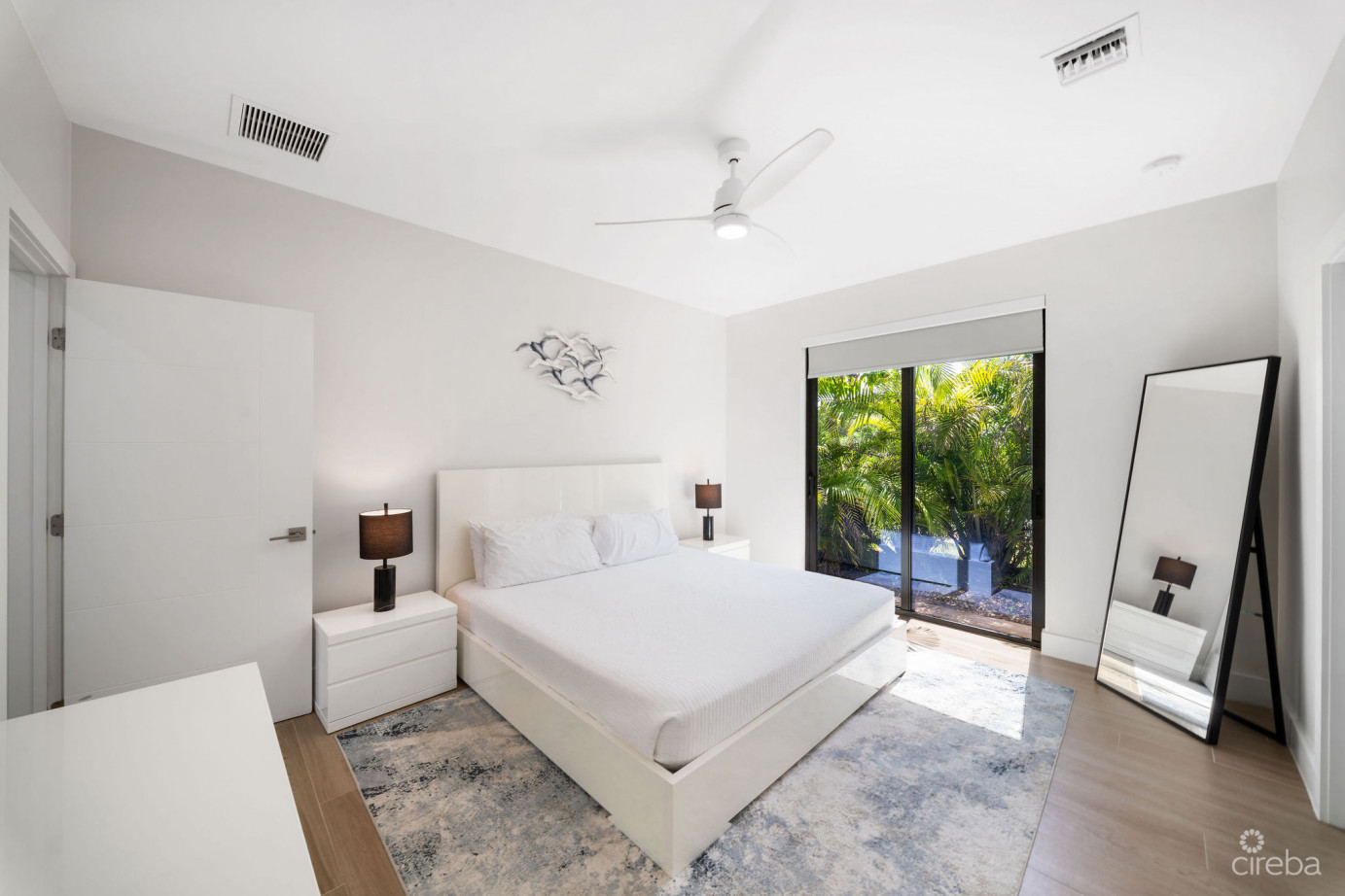 Silver Reef Residences:  Stunning Ground Floor 2-bedroom