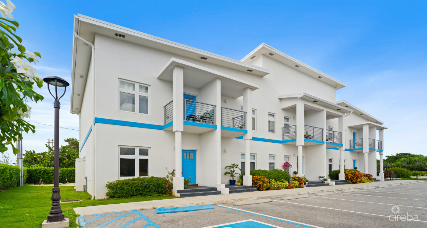 Ocean Vista 2 Bed/2.5 Bath Ocean View End Unit #1