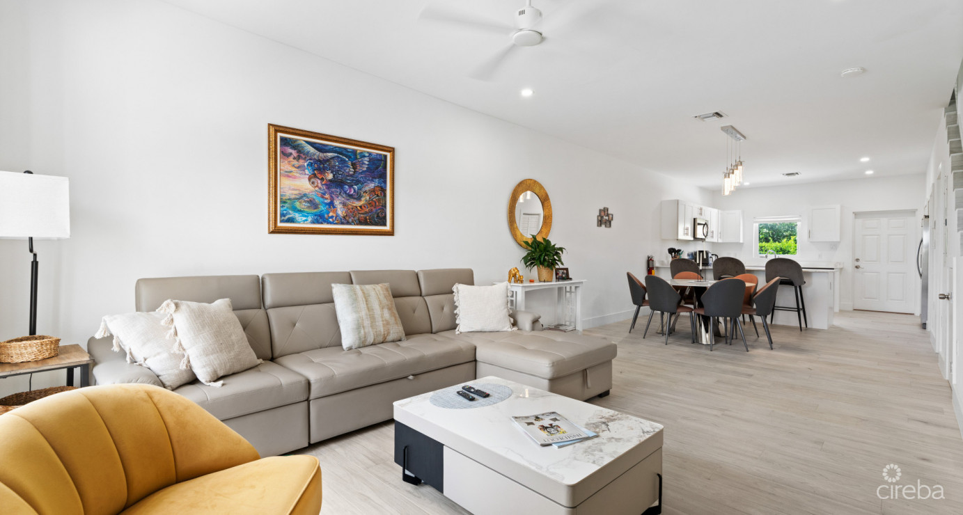 Ocean Vista 2 Bed/2.5 Bath Ocean View End Unit #1