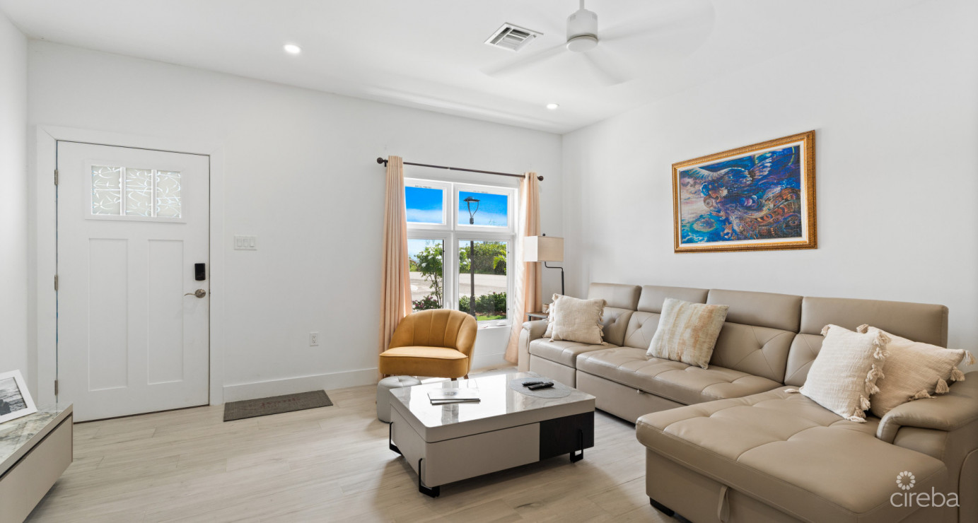 Ocean Vista 2 Bed/2.5 Bath Ocean View End Unit #1