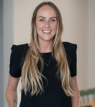 DANIELLE ROBSON DANIELLE ROBSON