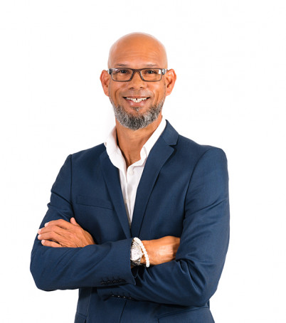 MITCH EBANKS MITCH EBANKS