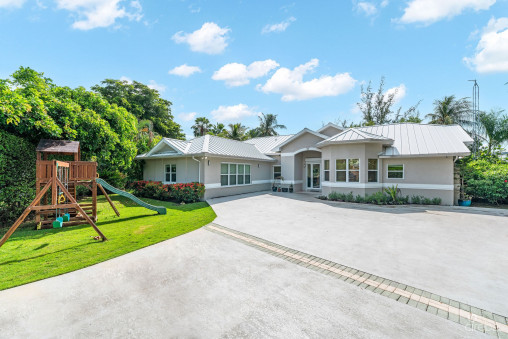 South Sound Family Home (0.45 Acre Lot)