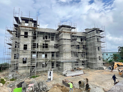 Waves Ground Floor End Unit , Oceanfront Condo