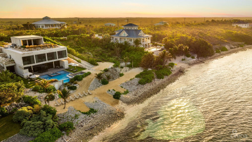 Bella Rocca, East End Luxury Villa