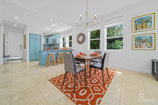 Kisha 105  2bdrm Waterfront Walkout  -coastal Chic Corner Unit