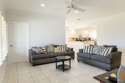 South Church Street Court, Unit 9