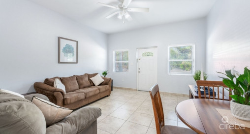 #25 Executive Suites, Prime Location  1 Bed Middle Unit