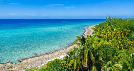 Stunning Seafront Land