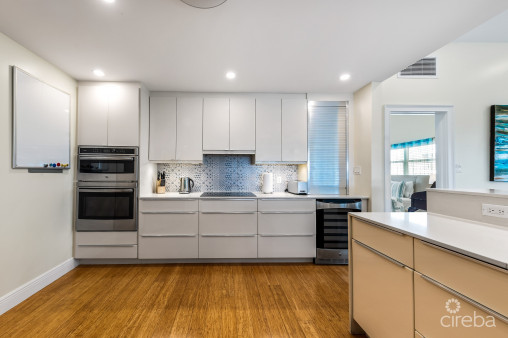 Britannia Regents Court , 4 Bed Plus Den