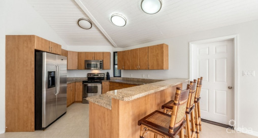 Breezy Pines Top Floor 2 Bed 2 Bath