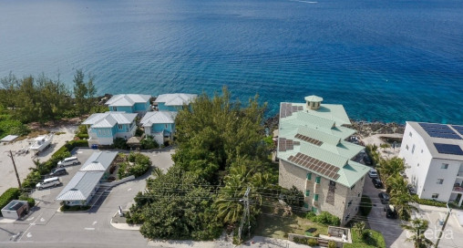 Incredible Waterfront House Lot On North West Point Road